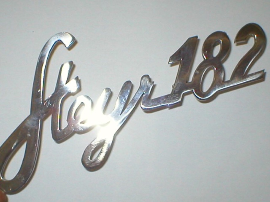 Schriftzug Steyr 182