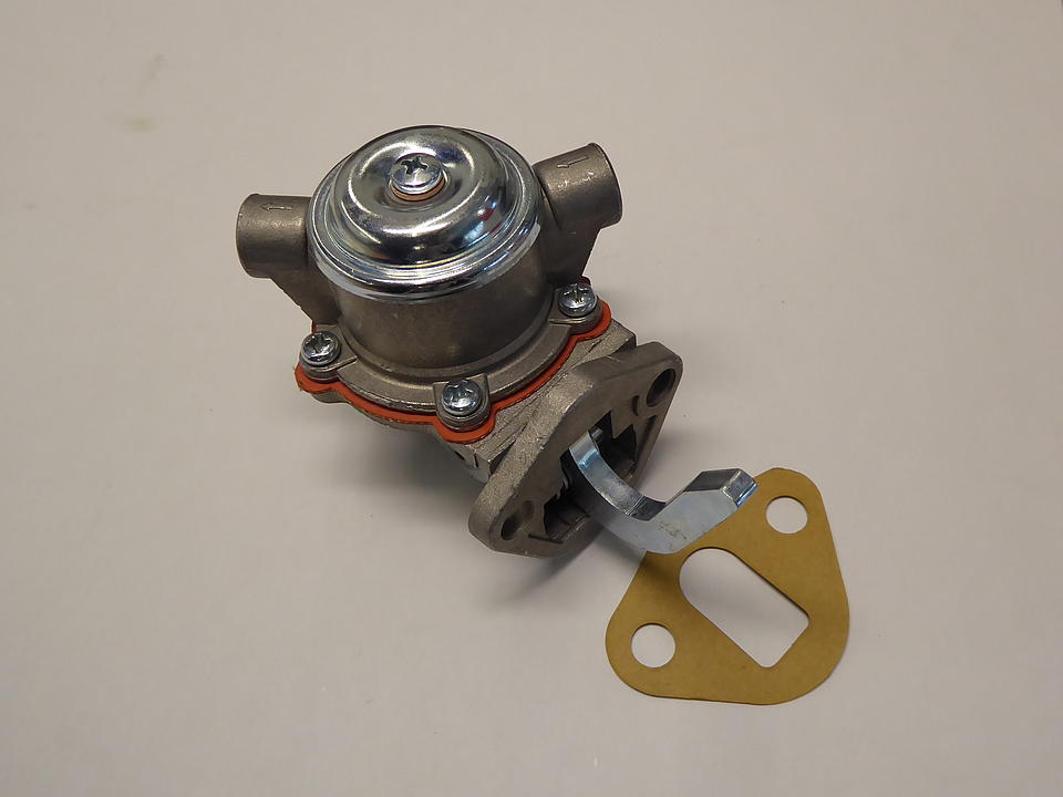 Förderpumpe im Oldtimer Traktor Ersatzteile Shop online kaufen