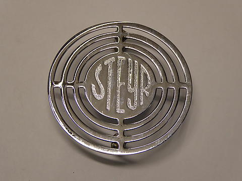 Steyr Emblem im Oldtimer Traktor Ersatzteile Shop online kaufen
