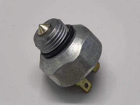 Sperrschalter im Oldtimer Traktor Ersatzteile Shop online kaufen