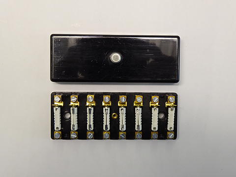 Sicherungsdose im Oldtimer Traktor Ersatzteile Shop online kaufen