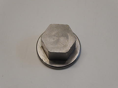 Verschlussmutter im Oldtimer Traktor Ersatzteile Shop online kaufen