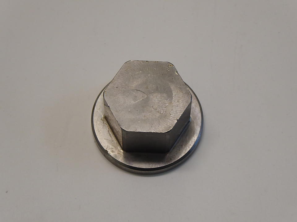 Verschlussmutter im Oldtimer Traktor Ersatzteile Shop online kaufen