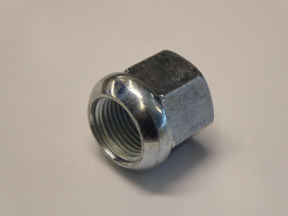 Kugelbundmutter M18x1,5 im Oldtimer Traktor Ersatzteile Shop online kaufen