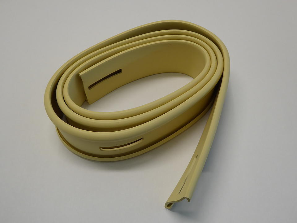 Gummiauflage im Oldtimer Traktor Ersatzteile Shop online kaufen