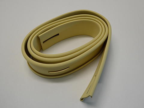 Gummiauflage im Oldtimer Traktor Ersatzteile Shop online kaufen