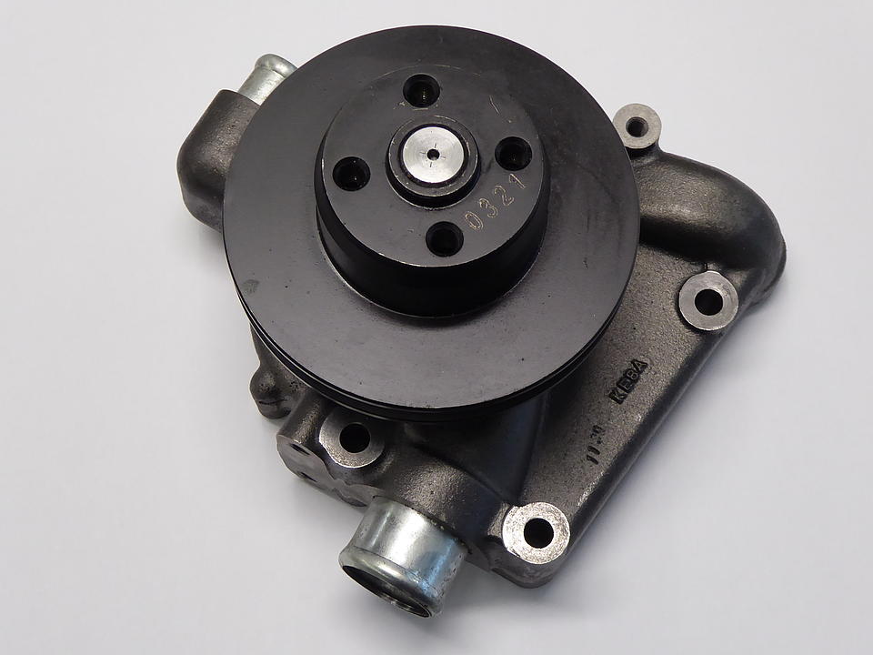 Wasserpumpe Steyr T190, T288 und T290 im Oldtimer Traktor Ersatzteile Shop online kaufen