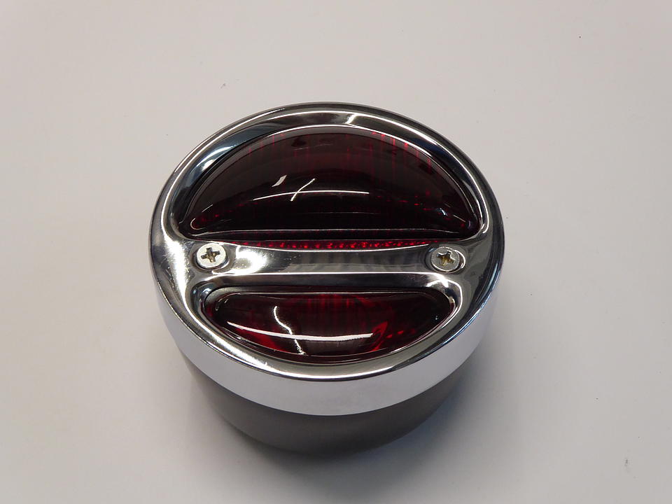 Leuchte ohne Kennzeichenlicht im Oldtimer Traktor Ersatzteile Shop online kaufen