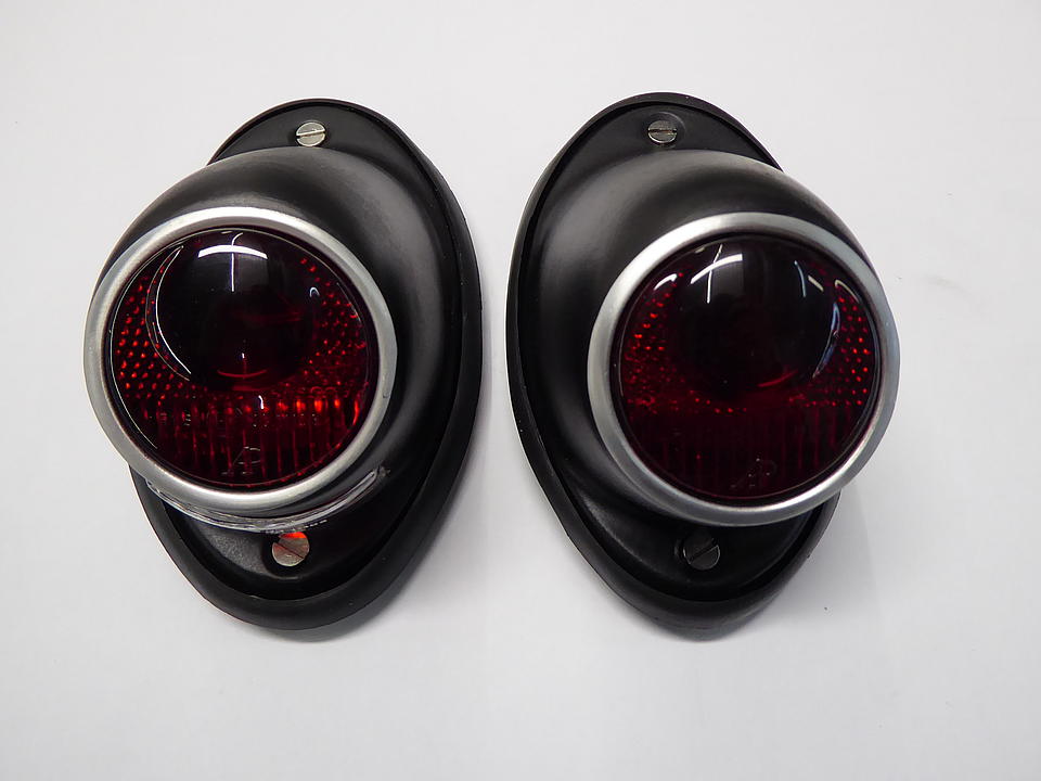 Heckleuchten 1 Paar im Oldtimer Traktor Ersatzteile Shop online kaufen