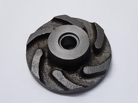 Wasserpumpenrad im Oldtimer Traktor Ersatzteile Shop online kaufen