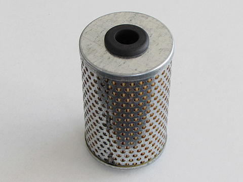 Dieselfiltereinsatz im Oldtimer Traktor Ersatzteile Shop online kaufen