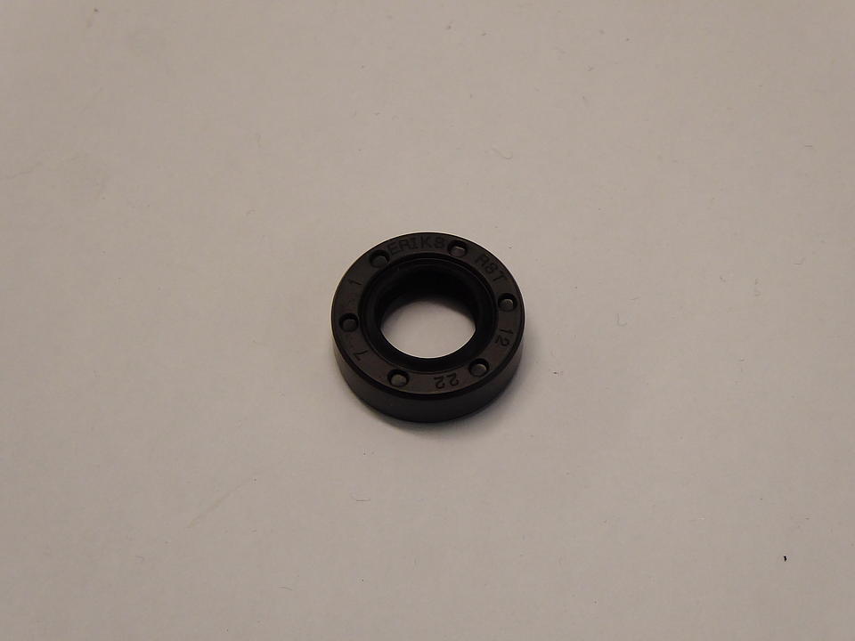 Simmerring 12x22x7 im Oldtimer Traktor Ersatzteile Shop online kaufen