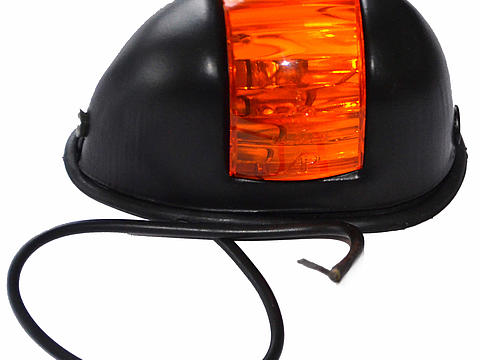 Leuchte im Oldtimer Traktor Ersatzteile Shop online kaufen