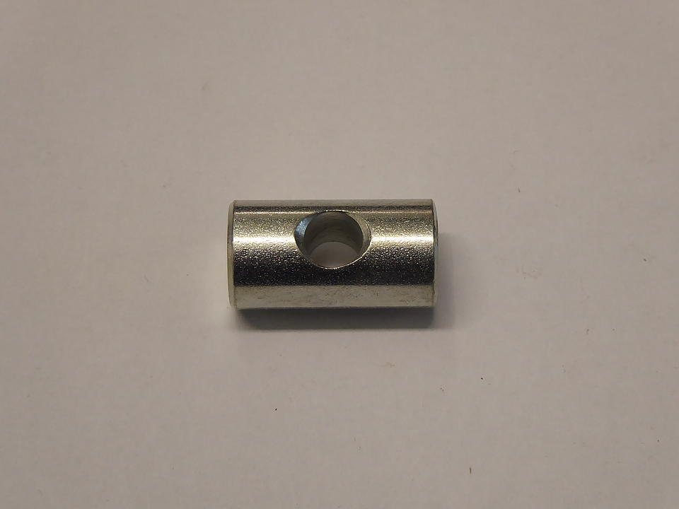 Bolzen zu Tankband im Oldtimer Traktor Ersatzteile Shop online kaufen