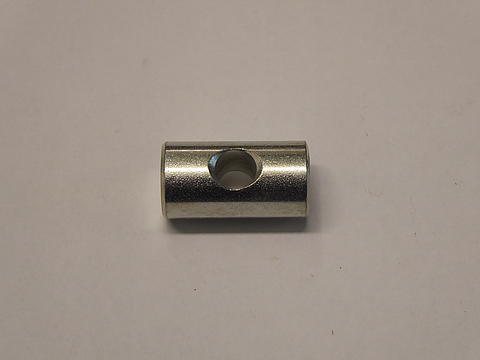 Bolzen zu Tankband im Oldtimer Traktor Ersatzteile Shop online kaufen