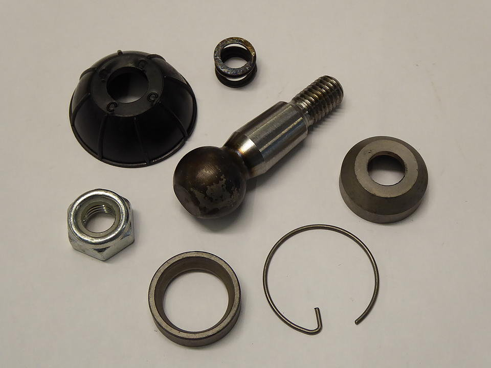 Kugelbolzensatz M10 im Oldtimer Traktor Ersatzteile Shop online kaufen