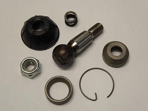 Kugelbolzensatz M10 im Oldtimer Traktor Ersatzteile Shop online kaufen