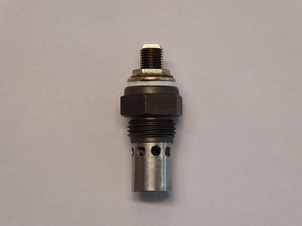 Vorglühkerze im Oldtimer Traktor Ersatzteile Shop online kaufen