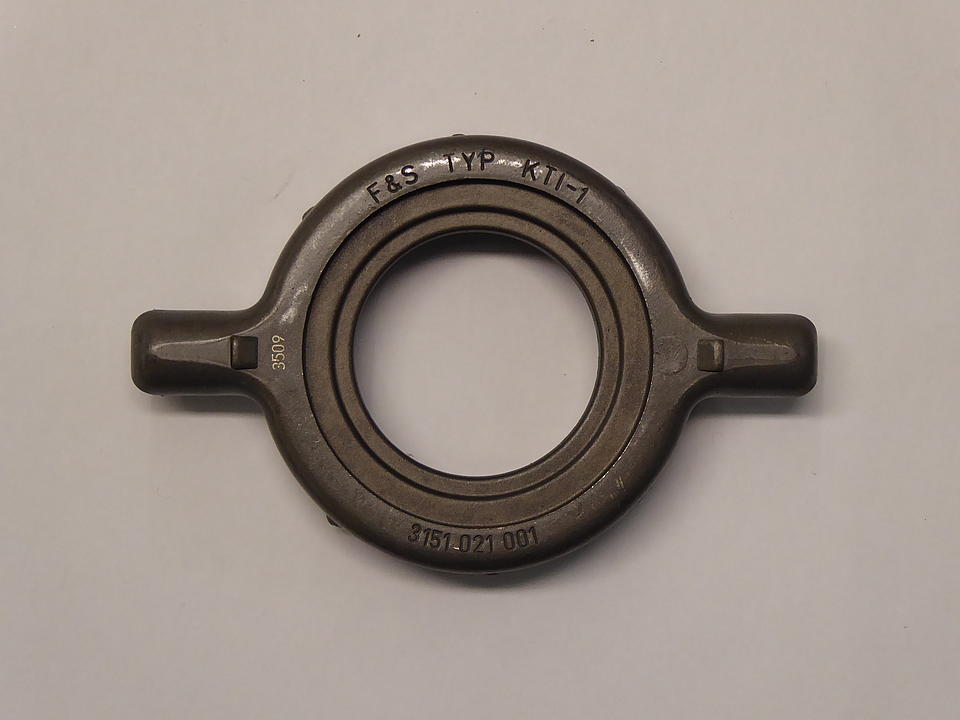 Kupplungsdrucklager im Oldtimer Traktor Ersatzteile Shop online kaufen