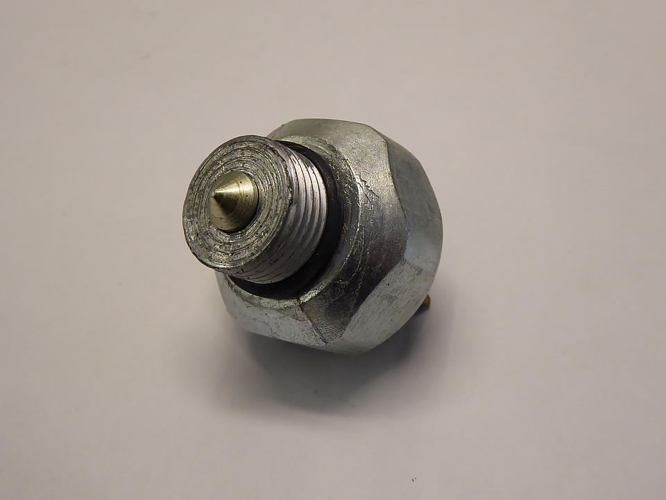 Sicherheitsschalter im Oldtimer Traktor Ersatzteile Shop online kaufen