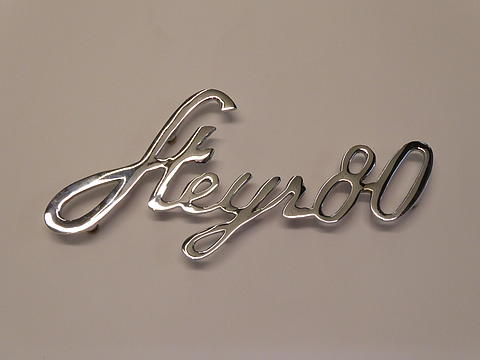 Schriftzug Steyr 80 im Oldtimer Traktor Ersatzteile Shop online kaufen