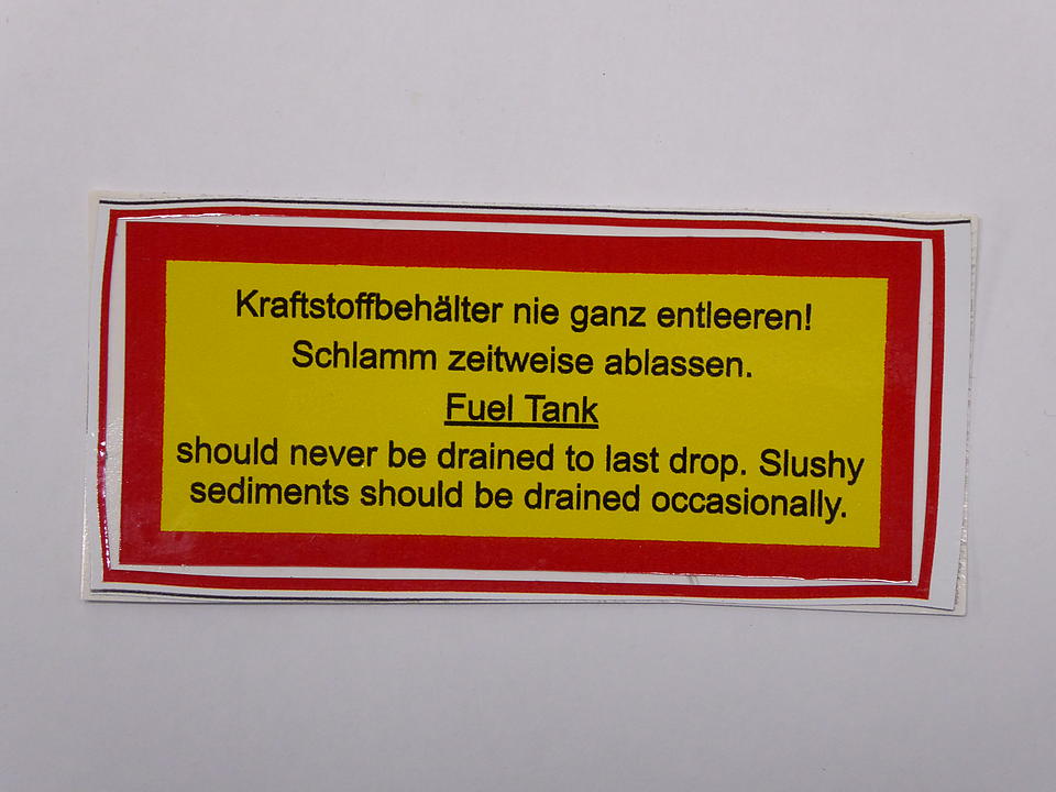 Aufkleber im Oldtimer Traktor Ersatzteile Shop online kaufen