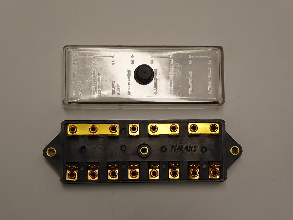 Sicherungsdose im Oldtimer Traktor Ersatzteile Shop online kaufen