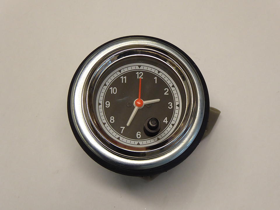 Zeituhr im Oldtimer Traktor Ersatzteile Shop online kaufen