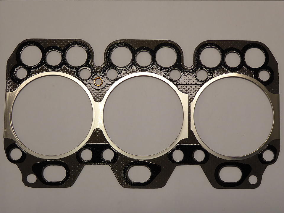 Zylinderkopfdichtung im Oldtimer Traktor Ersatzteile Shop online kaufen