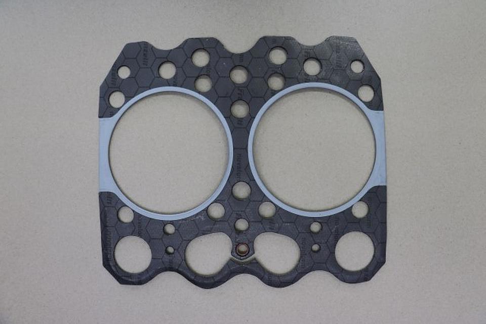 Zylinderkopfdichtung im Oldtimer Traktor Ersatzteile Shop online kaufen