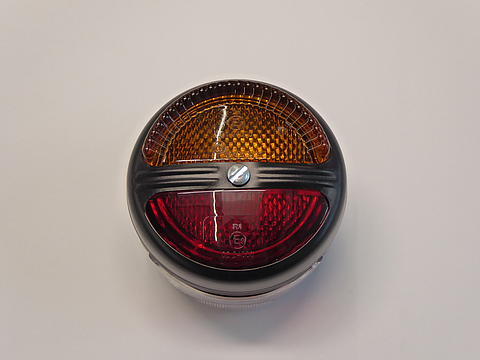 Leuchte mit Kennzeichenlicht im Oldtimer Traktor Ersatzteile Shop online kaufen