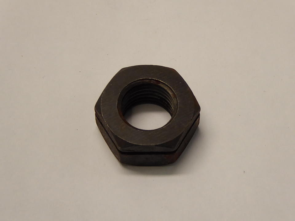 Mutter für Stiftschraube im Oldtimer Traktor Ersatzteile Shop online kaufen