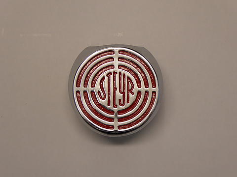 Steyr Zeichen im Oldtimer Traktor Ersatzteile Shop online kaufen