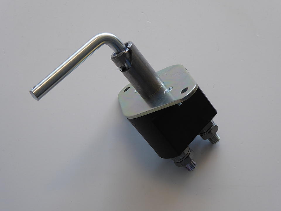 Batterietrennschalter im Oldtimer Traktor Ersatzteile Shop online kaufen