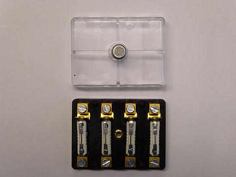 Sicherungsdose im Oldtimer Traktor Ersatzteile Shop online kaufen