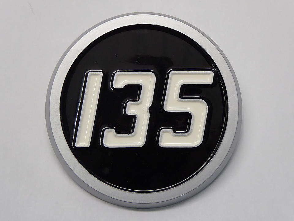 MF Zeichen im Oldtimer Traktor Ersatzteile Shop online kaufen