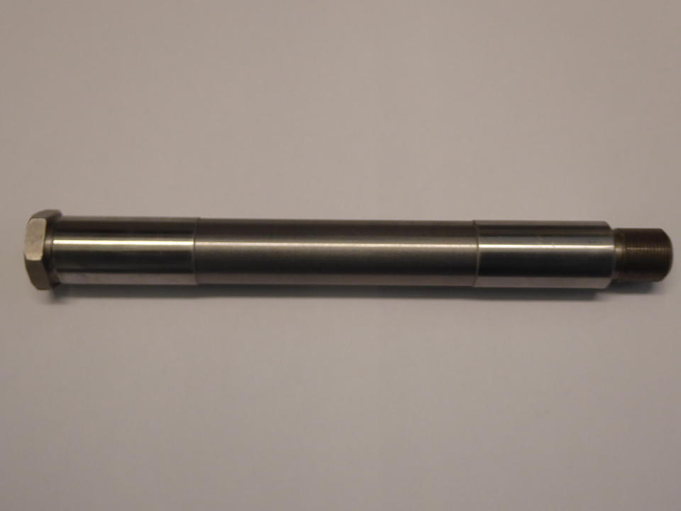 Mittelachsbolzen im Oldtimer Traktor Ersatzteile Shop online kaufen