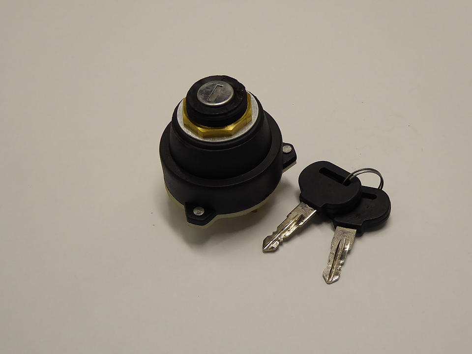 Zündschloss im Oldtimer Traktor Ersatzteile Shop online kaufen