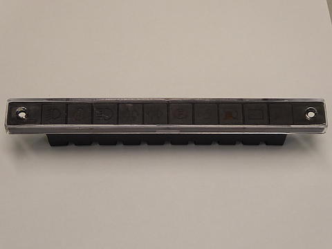 Kontrollleuchtenleiste im Oldtimer Traktor Ersatzteile Shop online kaufen