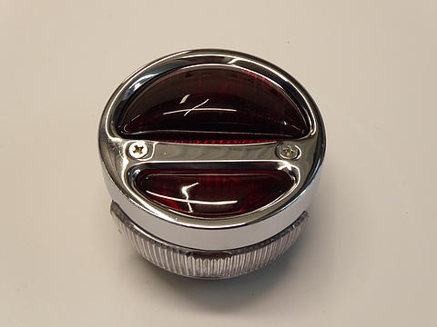 Leuchte mit Kennzeichenlicht im Oldtimer Traktor Ersatzteile Shop online kaufen