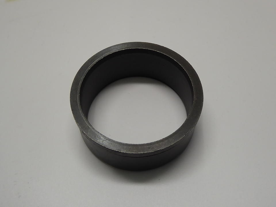 Büchse Mittelachsbolzen im Oldtimer Traktor Ersatzteile Shop online kaufen