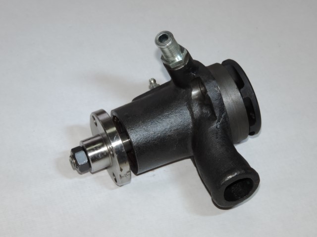 Wasserpumpe Steyr T80, T84, T86 und T180 im Oldtimer Traktor Ersatzteile Shop online kaufen