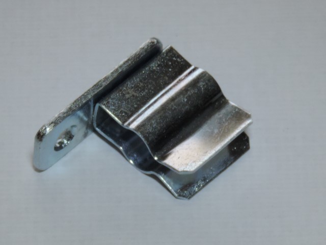 Kurbelhalter im Oldtimer Traktor Ersatzteile Shop online kaufen