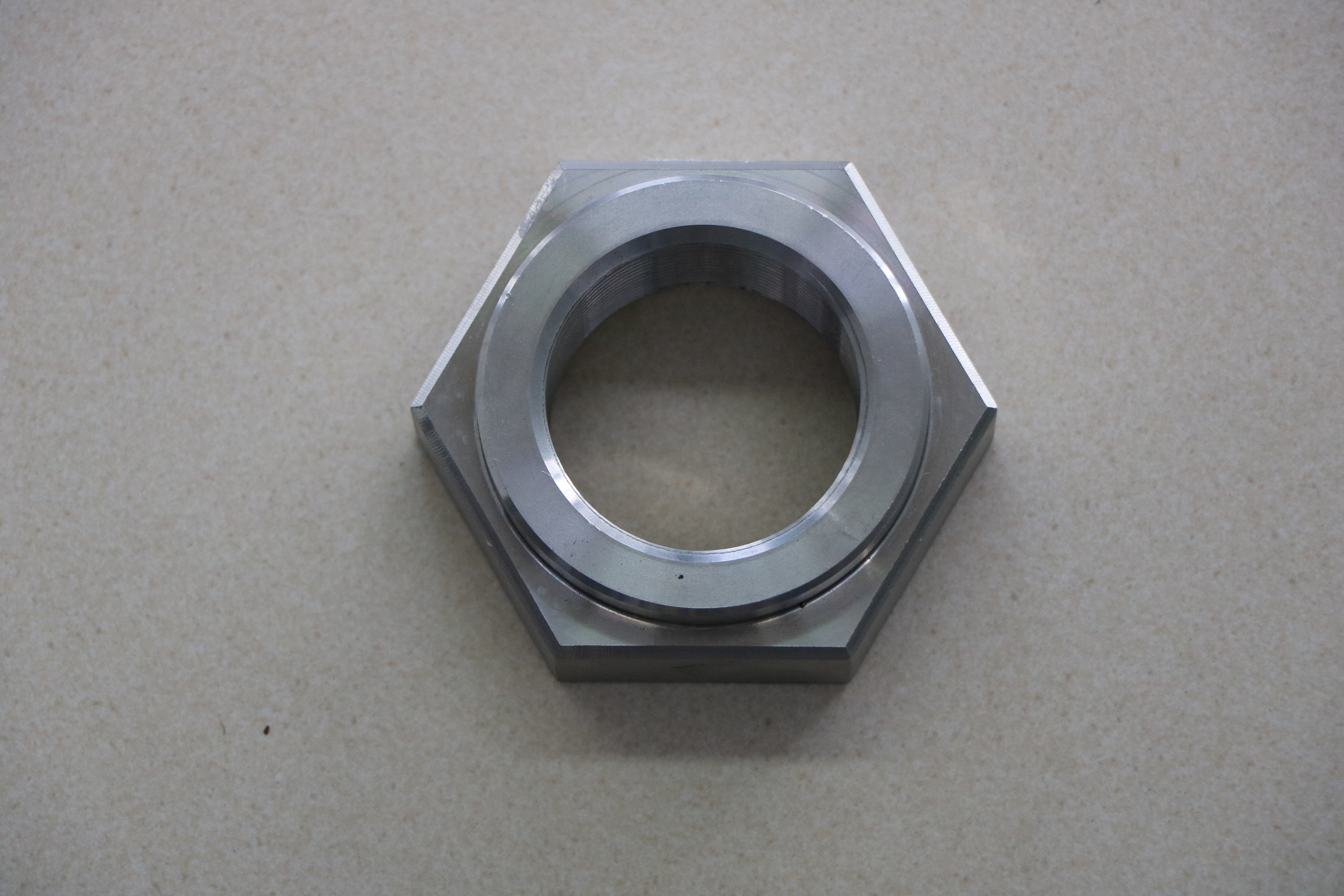 Achsmutter Links im Oldtimer Traktor Ersatzteile Shop online kaufen