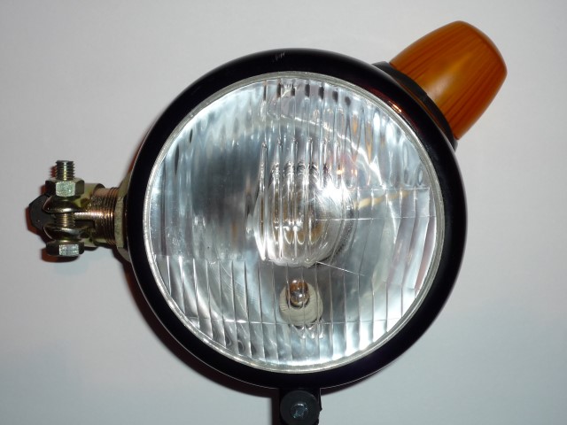 Scheinwerfer links im Oldtimer Traktor Ersatzteile Shop online kaufen