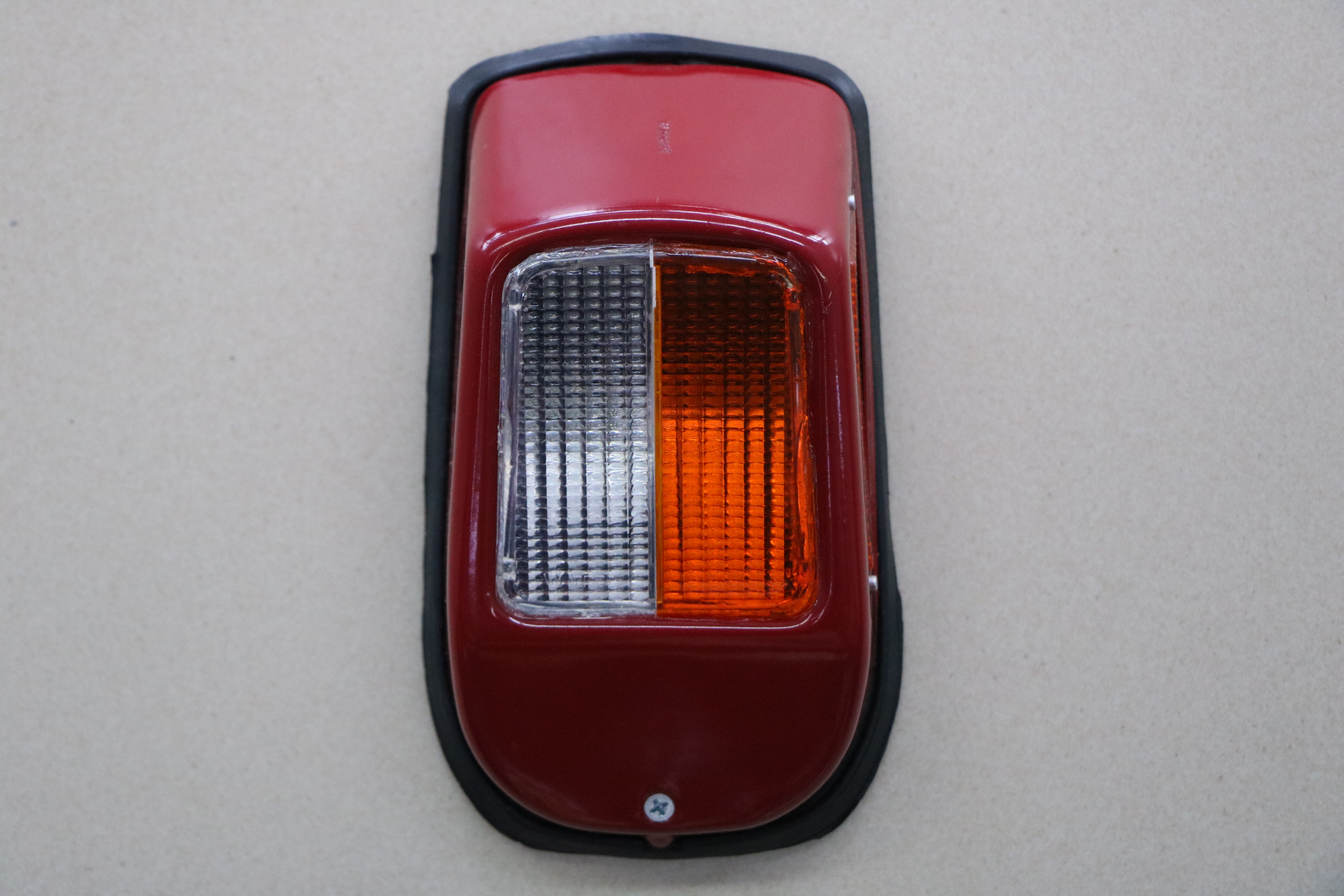 Leuchte links vorne im Oldtimer Traktor Ersatzteile Shop online kaufen