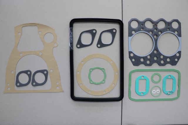 Motordichtsatz im Oldtimer Traktor Ersatzteile Shop online kaufen