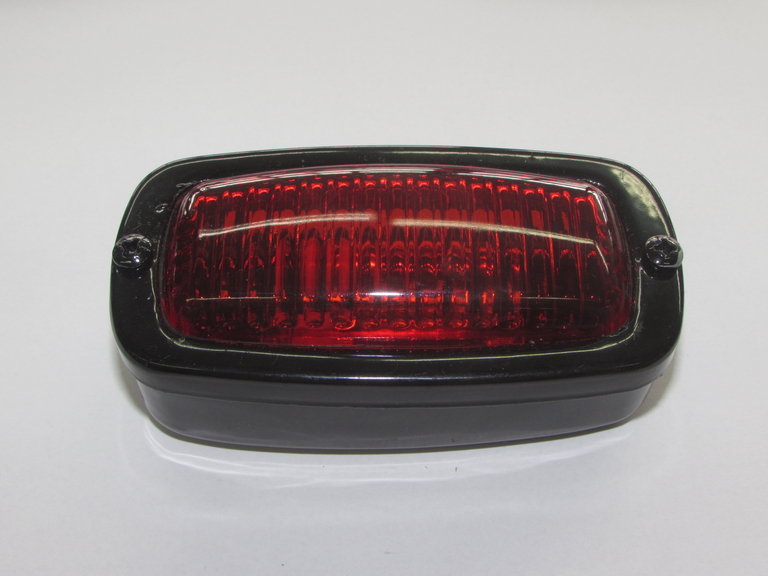 Leuchte Rot/Rot ohne Kennzeichenbeleuchtung im Oldtimer Traktor Ersatzteile Shop online kaufen
