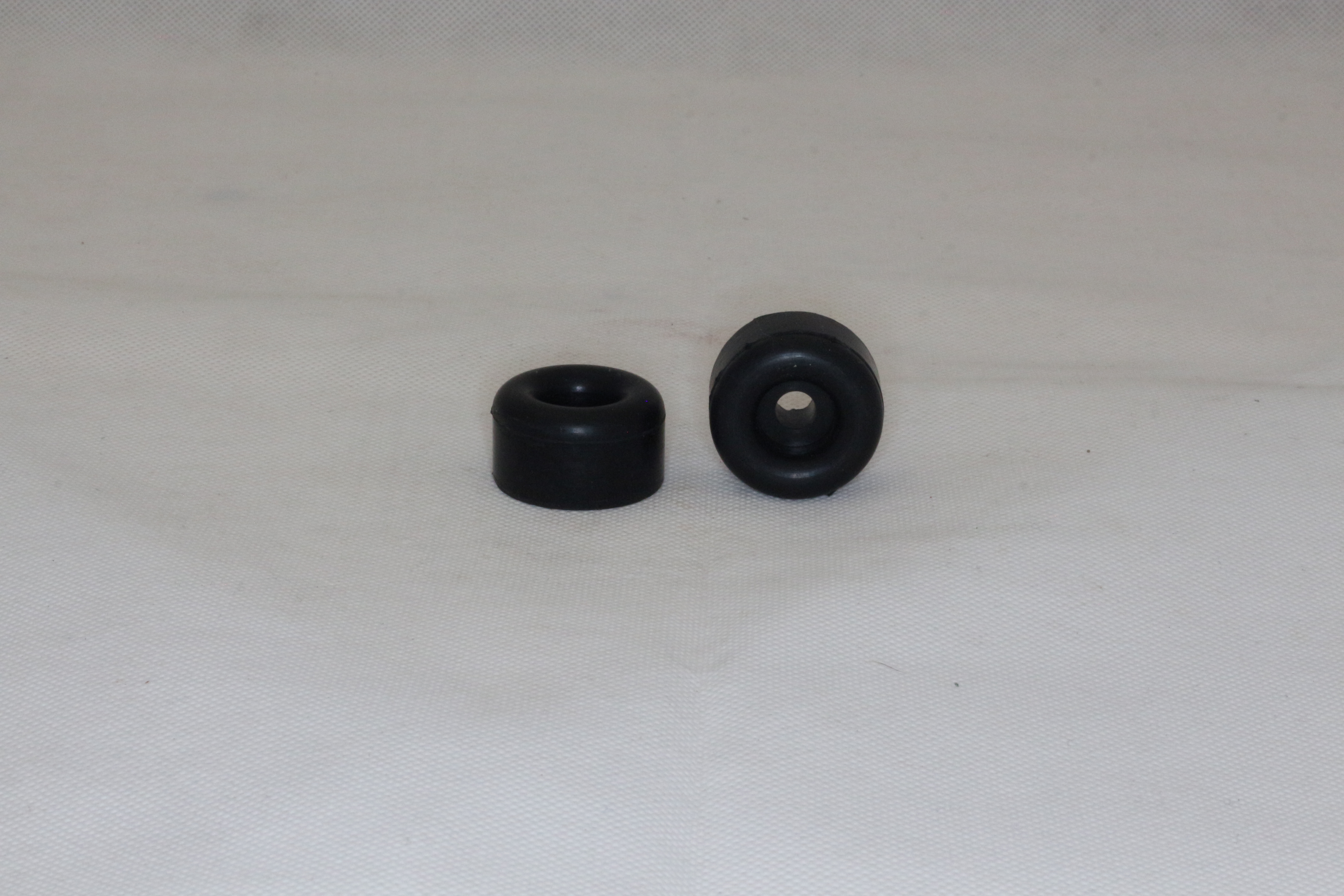 Anschlagpuffer im Oldtimer Traktor Ersatzteile Shop online kaufen